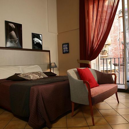 Caravaggio Hotel Νάπολη Εξωτερικό φωτογραφία