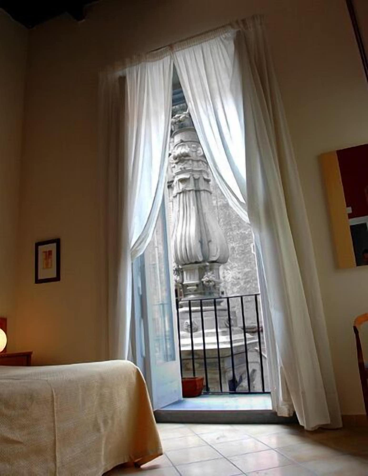 Caravaggio Hotel Νάπολη Εξωτερικό φωτογραφία