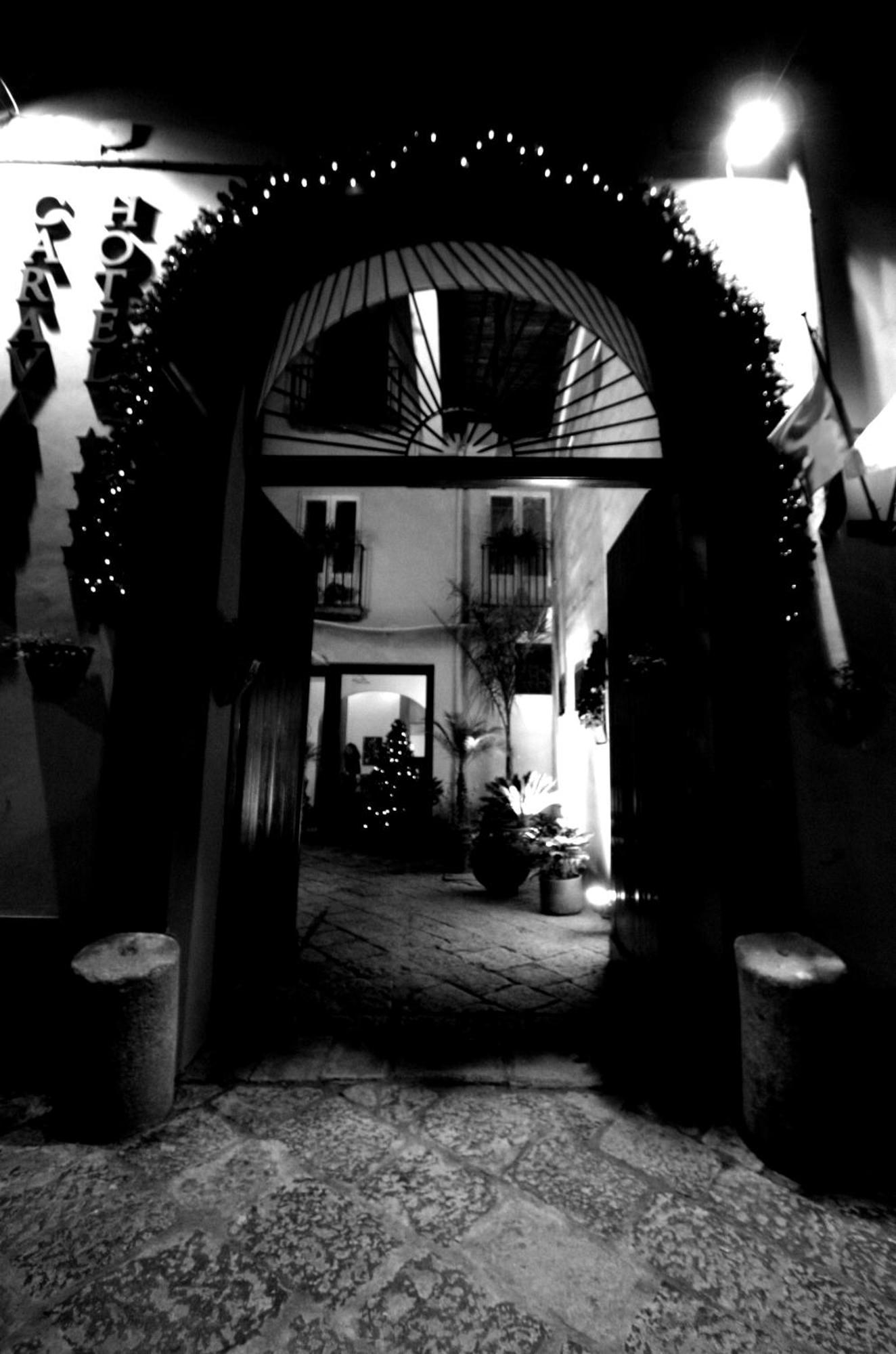 Caravaggio Hotel Νάπολη Εξωτερικό φωτογραφία